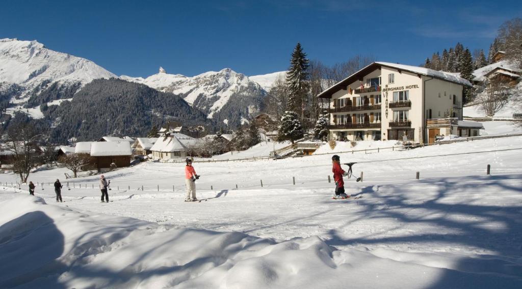 Hotel Berghaus Wengen Exterior photo
